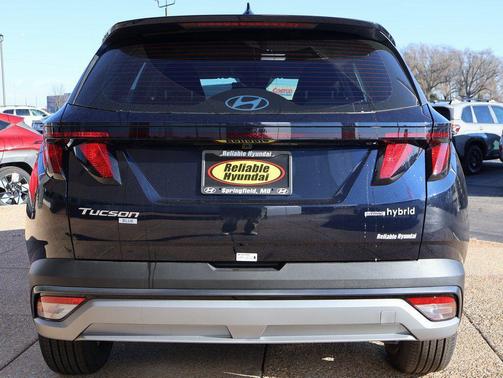 Deep Sea 2026 Hyundai TUCSON Hybrid Blue SE