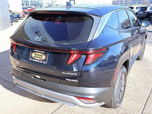 Deep Sea 2026 Hyundai TUCSON Hybrid Blue SE