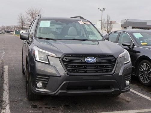 2023 Subaru Forester Premium