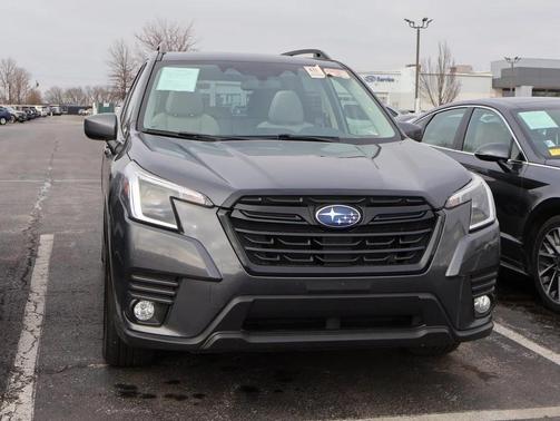 2023 Subaru Forester Premium