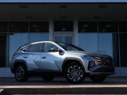 2025 Hyundai TUCSON Hybrid Limited