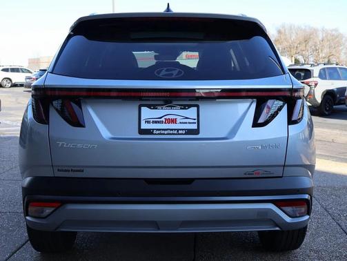 2025 Hyundai TUCSON Hybrid Limited