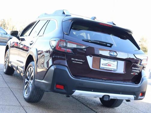 2023 Subaru Outback Touring XT