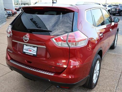 2016 Nissan Rogue SV
