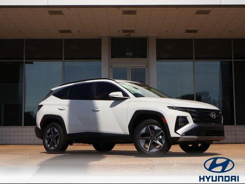 Serenity White Pearl 2026 Hyundai TUCSON SEL Premium