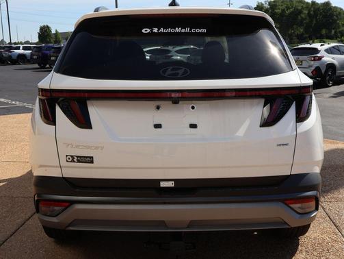 Serenity White Pearl 2026 Hyundai TUCSON SEL Premium