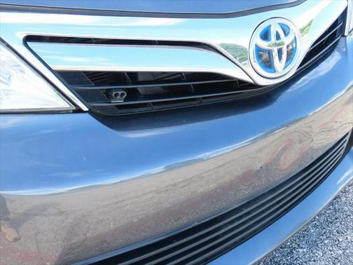 2014 Toyota Camry Hybrid LE