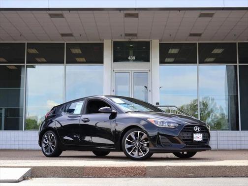 2020 Hyundai Veloster 2