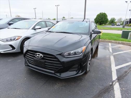 2020 Hyundai Veloster 2