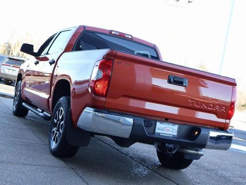 2016 Toyota Tundra SR5