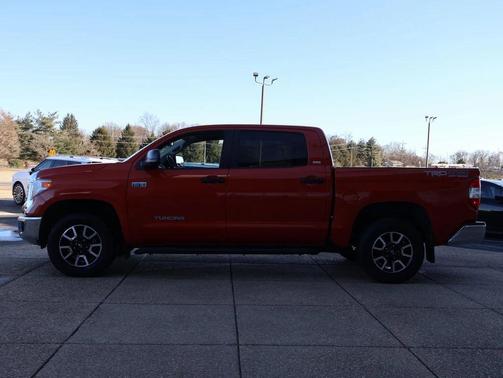 2016 Toyota Tundra SR5