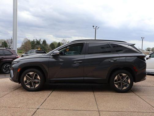 Ecotronic Gray 2026 Hyundai TUCSON SEL Premium