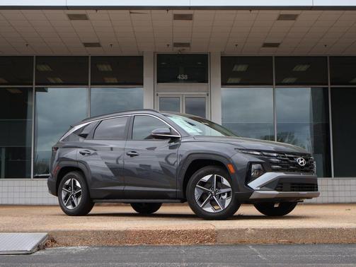 Ecotronic Gray 2026 Hyundai TUCSON SEL Premium