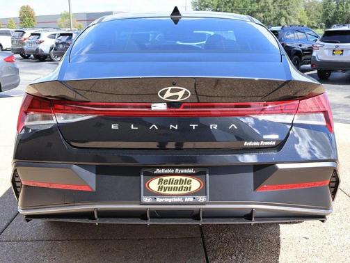 2025 Hyundai ELANTRA HEV Limited