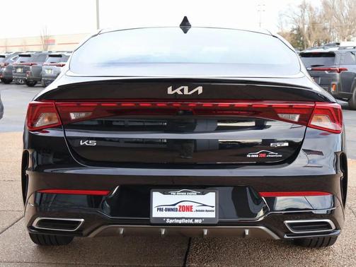 2023 Kia K5 GT-Line