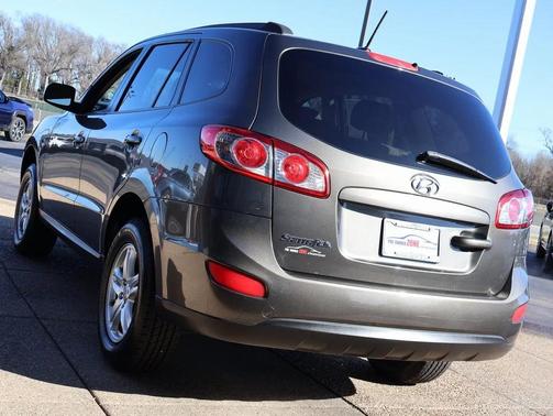 2012 Hyundai SANTA FE GLS