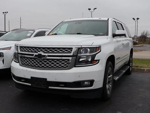 2017 Chevrolet Suburban LT