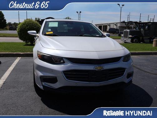 Iridescent Pearl Tricoat 2016 Chevrolet Malibu Premier