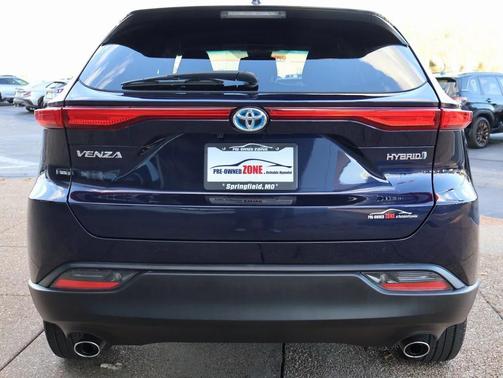 2022 Toyota Venza LE