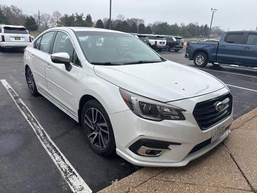2018 Subaru Legacy Sport