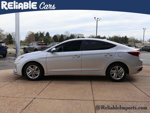 2019 Hyundai ELANTRA SEL