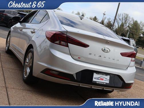 2019 Hyundai ELANTRA SEL