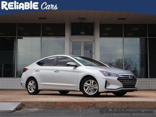 2019 Hyundai ELANTRA SEL