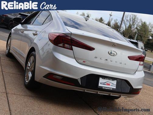 2019 Hyundai ELANTRA SEL