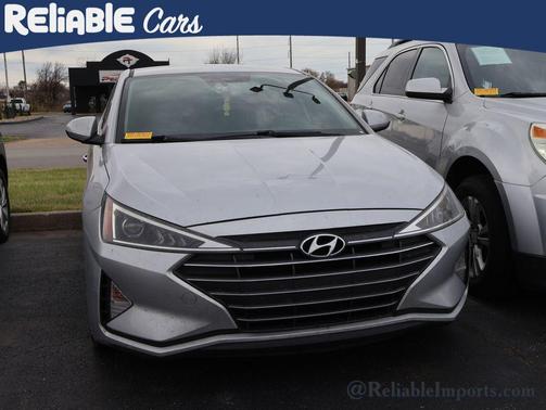 2019 Hyundai ELANTRA SEL