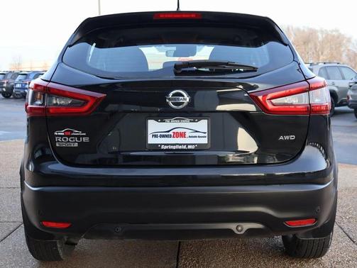 2022 Nissan Rogue Sport S