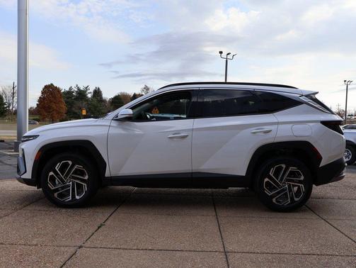 Serenity White Pearl 2026 Hyundai TUCSON Limited