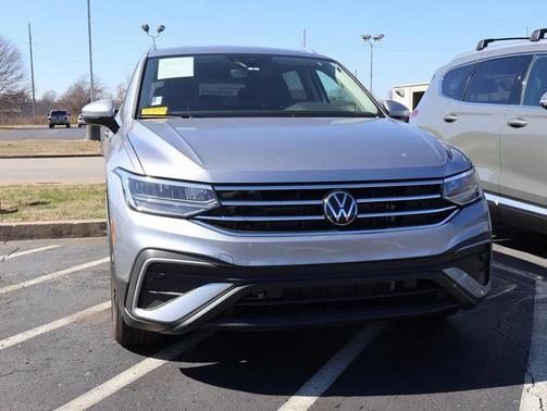 2024 Volkswagen Tiguan 2.0T SE