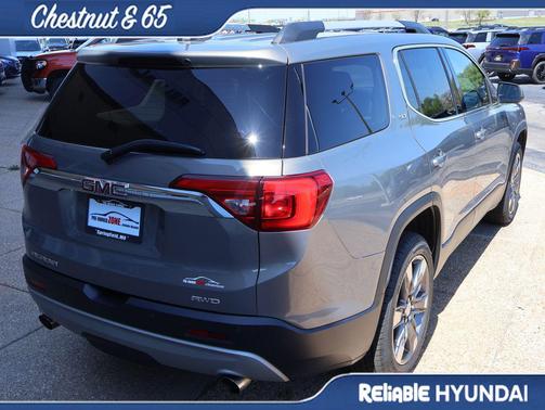 Pepperdust 2019 GMC Acadia SLT-2