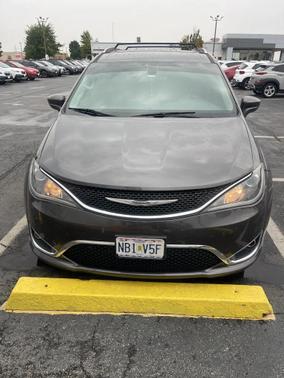 2018 Chrysler Pacifica Touring-L Plus