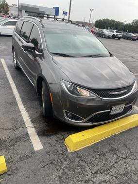 2018 Chrysler Pacifica Touring-L Plus