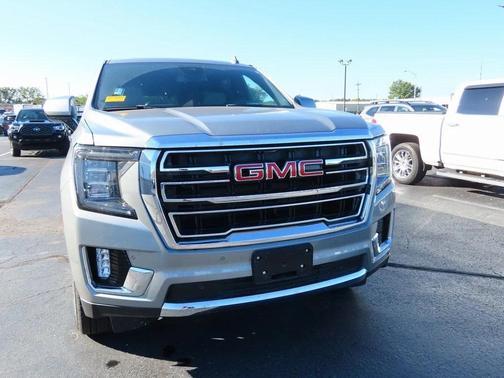 2024 GMC Yukon SLT