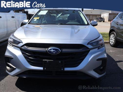 Ice Silver Metallic 2023 Subaru Legacy Limited