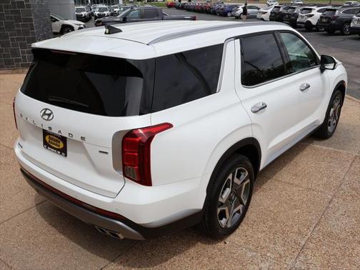 2025 Hyundai PALISADE SEL Premium