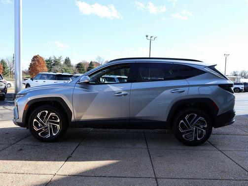 Shimmering Silver 2026 Hyundai TUCSON Limited