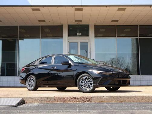 2026 Hyundai ELANTRA HEV Blue