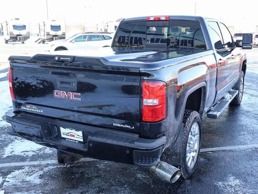 2016 GMC Sierra 2500 Denali