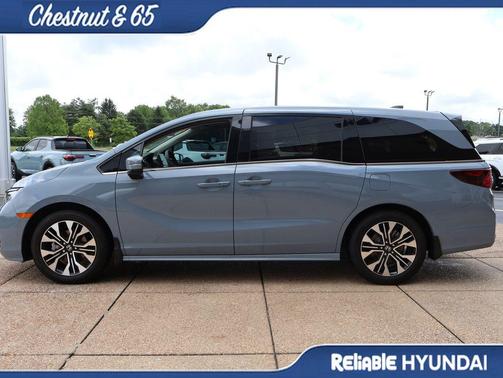 Smoke Blue Pearl 2026 Honda Odyssey Elite