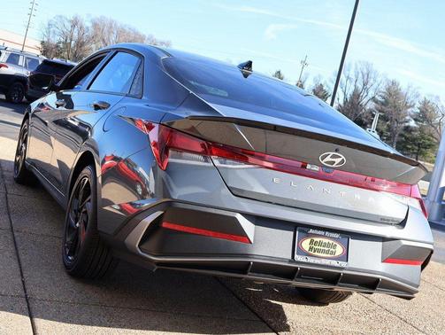 Ecotronic Gray 2026 Hyundai ELANTRA Sport