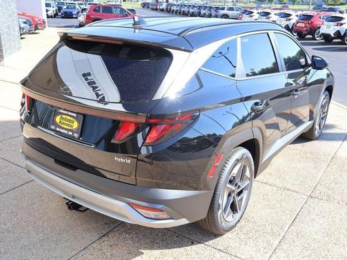 Ash Black 2026 Hyundai TUCSON Hybrid SEL