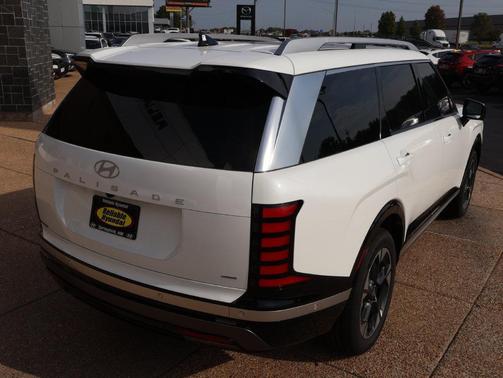 Creamy White Pearl 2027 Hyundai PALISADE Limited 8P