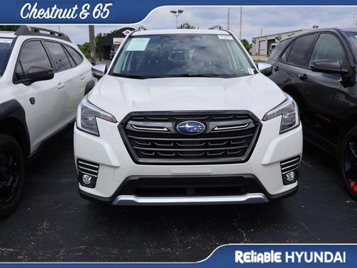 Crystal White Pearl 2023 Subaru Forester Touring