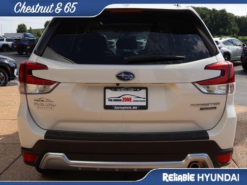 Crystal White Pearl 2023 Subaru Forester Touring