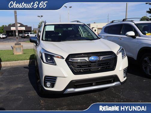 Crystal White Pearl 2023 Subaru Forester Touring