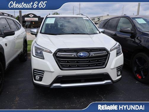 Crystal White Pearl 2023 Subaru Forester Touring