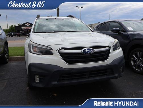 Crystal White Pearl 2020 Subaru Outback Premium